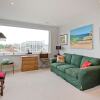 Отель Fabulous 2-bed Penthouse, Wimbledon, фото 5