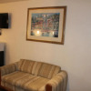 Отель Oceanside Inn and Suites, фото 1