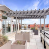 Отель Waterfront Victoria - Rooftop Patio BBQ GYM, фото 10