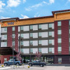 Отель Comfort Inn & Suites Lakewood by JBLM, фото 1