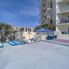 Отель Ocean View Ground Level Seascape Towers Overlooking Pool Walk Right out to the Beach Sst126, фото 23