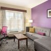 Отель La Quinta Inn & Suites by Wyndham Fresno Northwest, фото 34