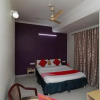 Отель OYO 28457 Hotel Shera, фото 8
