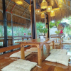 Отель Straw Huts Liwliwa, фото 9