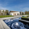 Отель ShortstayMK Vizion apartments, with free superfast wi-fi, parking, Sky sports and movies, фото 20