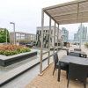 Отель Presidential 1 Bedroom Condo across CN Tower, фото 8