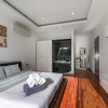 Отель Trixie Town House Unit 2, фото 19