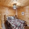 Отель Big Bear Lodge 4 Bedroom Cabin by Redawning, фото 8