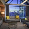Отель Novotel Toronto North York, фото 4
