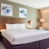 Отель Courtyard by Marriott London Gatwick Airport, фото 3