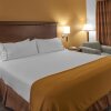 Отель Holiday Inn Express Hotel & Suites Canton, an IHG Hotel, фото 21
