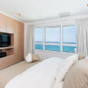 Отель Luxurious Apt W Panoramic Sea View - 75m, фото 1