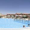 Отель The Three Corners Happy Life Beach Resort, фото 2