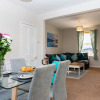 Отель Comfy, 2 Bed House, Sleeps 6 with Garden and Free Parking in Cheltenham, фото 15