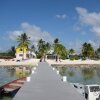 Отель Sunset Cove Little Cayman в Заповеднике Booby Pond