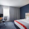 Отель Holiday Inn Express Frankfurt Messe, an IHG Hotel, фото 3