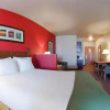Отель Holiday Inn Express & Suites Sturgis, фото 2