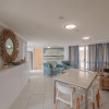 Отель Crystal Beachfront Apartments, фото 3