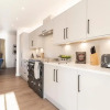 Отель NEW Sleek & Stylish 2BD Flat - Heart of Haworth, фото 6