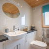 Отель Loch Leven Lodge 6, фото 26