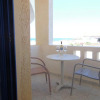 Отель Mikes Beach Apartments & Studios, фото 3