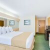 Отель Microtel Inn & Suites by Wyndham Greensboro, фото 16