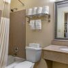 Отель Quality Inn & Suites - Greensboro-High Point в Гринсборо