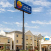 Отель Comfort Inn & Suites, фото 1