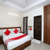 Отель OYO 28616 Hotel New View, фото 20