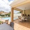 Отель CheckinCheckout - VillaMoura with Private Pool, фото 12