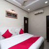 Отель OYO 5189 Hotel East Lite, фото 7