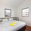 Отель Curtis Cottage · Berkeley Cottage, comfy, stylish, good wifi, фото 16