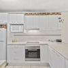 Отель Grevillia, Bay Parklands, Unit 38/2 Gowrie Avenue, фото 2