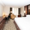 Отель DoubleTree by Hilton Hotel & Suites Charleston Airport, фото 31