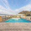 Отель Modern Industrial 1BD Apartment - Cape Town, фото 6