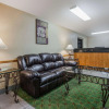 Отель Super 8 by Wyndham Carrollton, фото 9