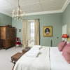 Отель Charming One Bedroom Apartment, фото 4