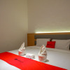 Отель RedDoorz Plus @ Losari Makassar, фото 13