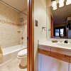 Отель Steamboat Gem: All-suite 2br, 300 Yards To Gondola 2 Bedroom Condo, фото 8