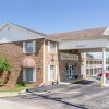 Отель Econo Lodge  Inn & Suites Lake Of The Ozarks, фото 19