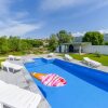 Отель Sweet Retreat-Buna Riverside with pool, фото 22