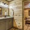 Отель Ern866 - Ole Smoky 3 Bedroom Cabin by RedAwning, фото 9