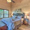 Отель 'Madison Bear Garden' 7Bdr w/Hot Tub + Pool Access, фото 23