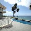 Отель Malibu Spectacular Ocean View Mansion, фото 16