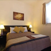 Отель Christchurch City & Country Cottages - Brockworth Cottage, фото 5