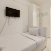 Отель Homey Studio Room At Sky House Bsd Apartment, фото 5