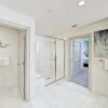 Отель Gorgeous Beach W/ Pools, Hot Tub & Balcony 3 Bedroom Condo, фото 5