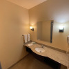 Отель Sunbridge Inn and Suites, фото 8