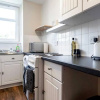 Отель Bright, Spacious West-End Flat, Near University, фото 4