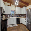 Отель Luxury&location! 1 Blk to Main St With Hottub&firepit, фото 8